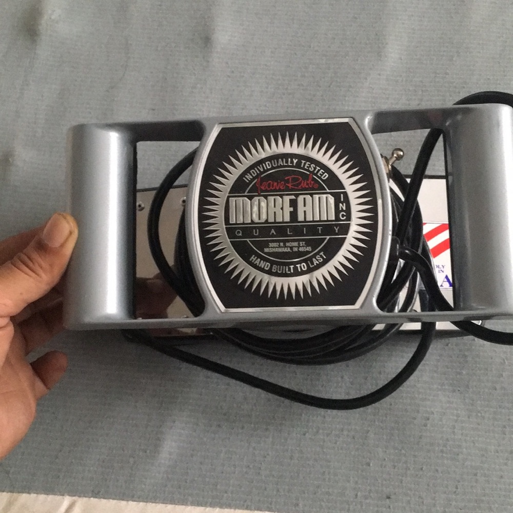 Morefam Inc. Jeanie Rub Massager